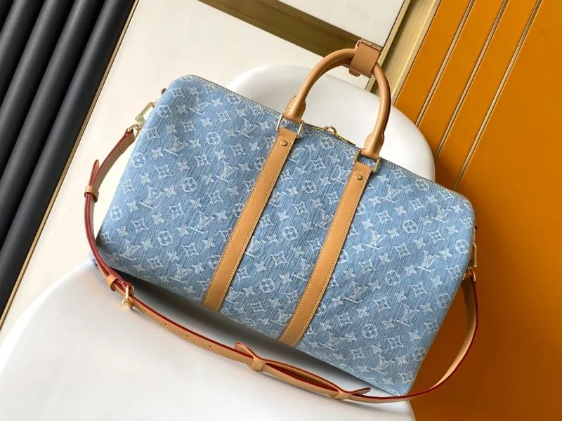 UrbanChic Louis Vuitton Travel Bags 39075