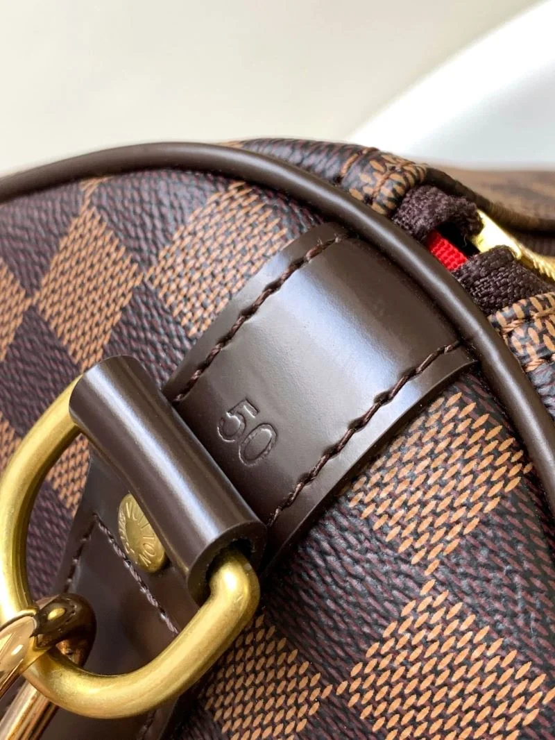 Classic Louis Vuitton Travel Bags 39065