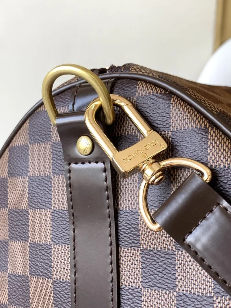 Resilient Louis Vuitton Travel Bags 39066