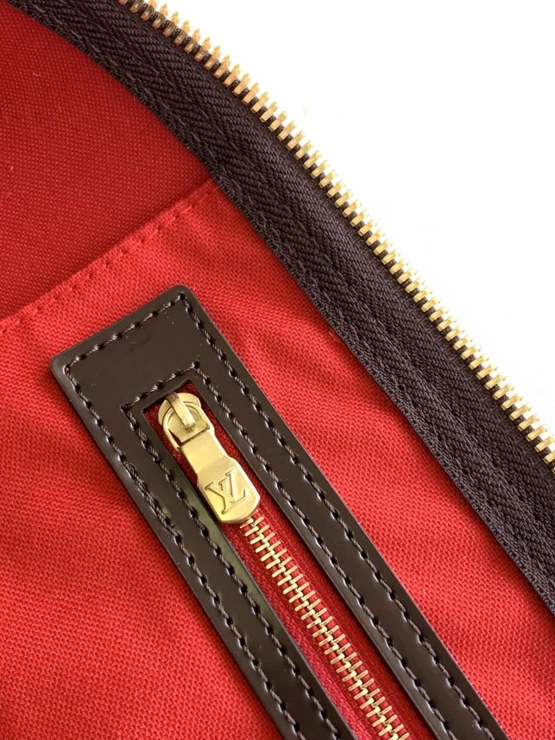 Resilient Louis Vuitton Travel Bags 39066