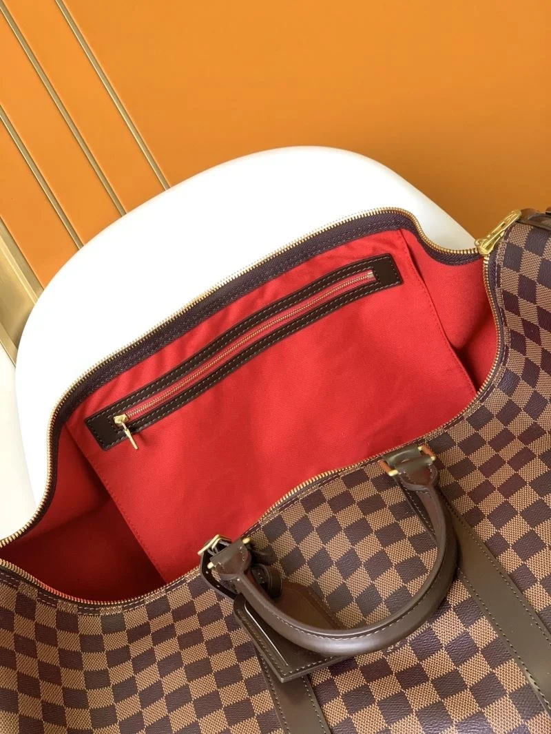 Resilient Louis Vuitton Travel Bags 39066