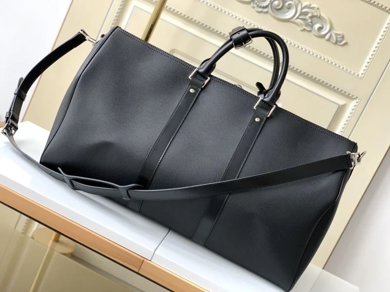 Bright Louis Vuitton Travel Bags 38958