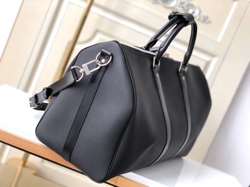 Bright Louis Vuitton Travel Bags 38958