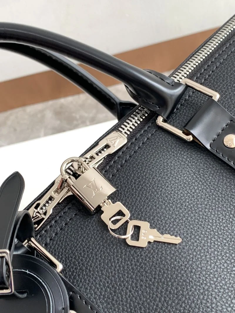 Bright Louis Vuitton Travel Bags 38958