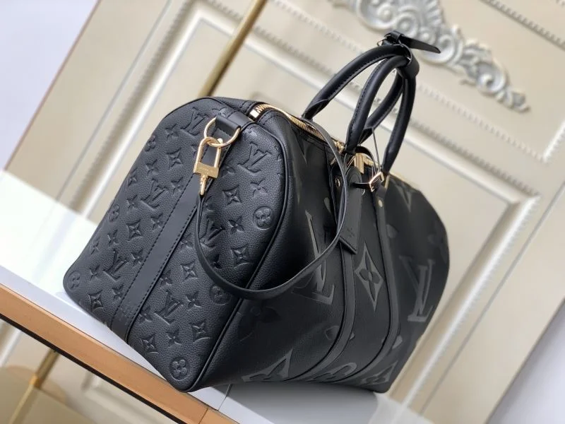 Louis Vuitton Travel Bags WellDesigned 38960