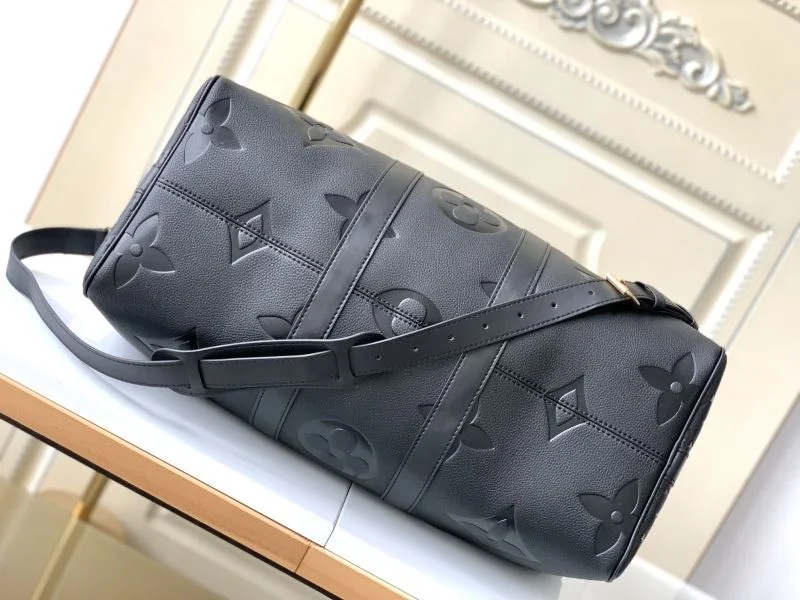 Louis Vuitton Travel Bags WellDesigned 38960