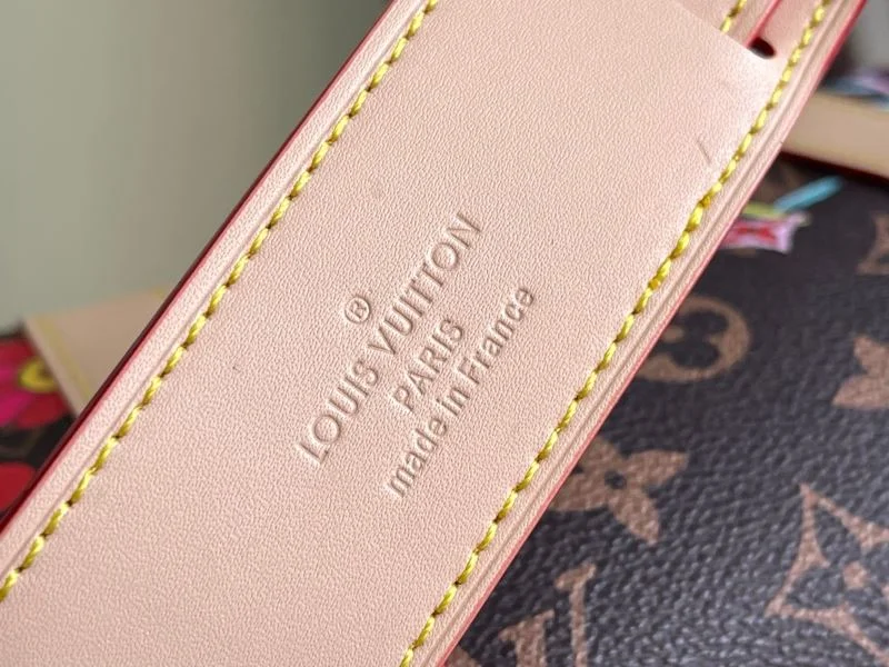 Neat Louis Vuitton Travel Bags 38746