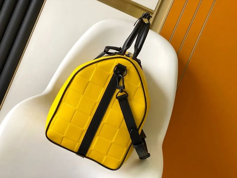 Resilient Louis Vuitton Travel Bags 38742