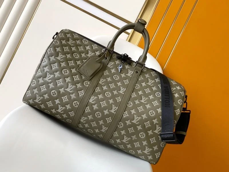 Bright Louis Vuitton Travel Bags 38736
