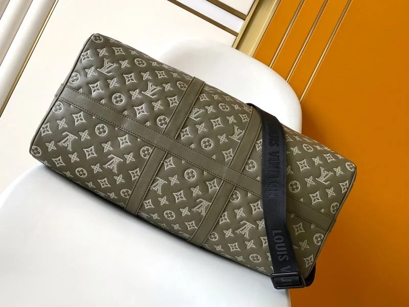 Bright Louis Vuitton Travel Bags 38736