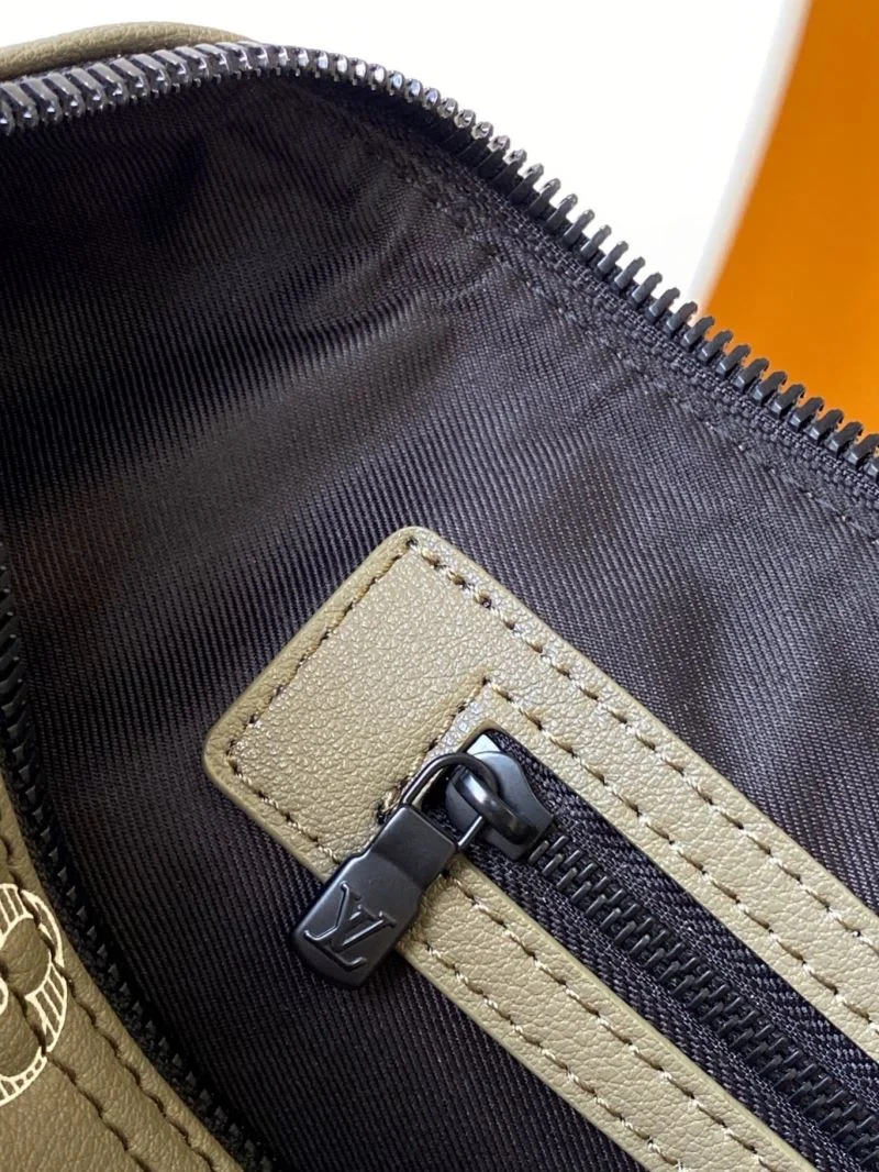 Bright Louis Vuitton Travel Bags 38736
