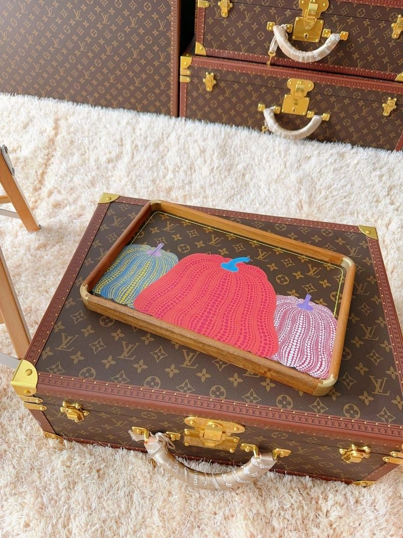 Louis Vuitton Trays Breathable 274770