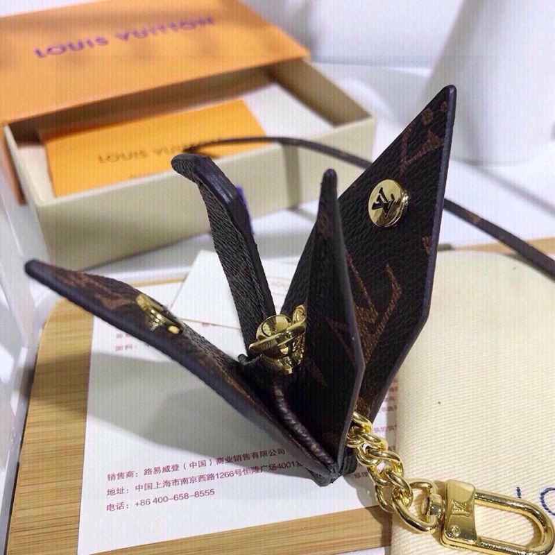 Packable Louis Vuitton Trays 269649