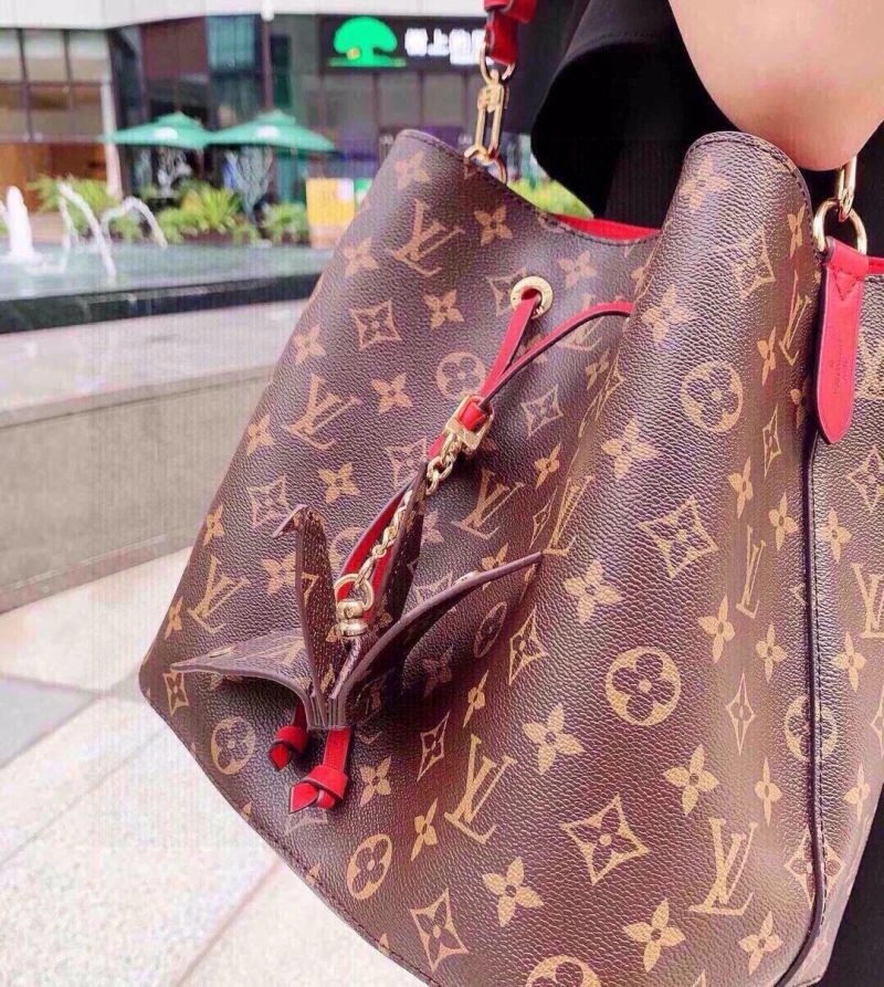 Packable Louis Vuitton Trays 269649