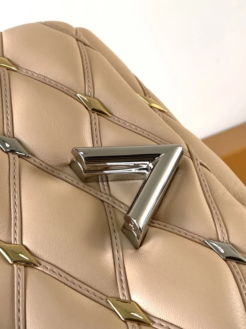 Louis Vuitton Twist Bags SmartChoice 43226