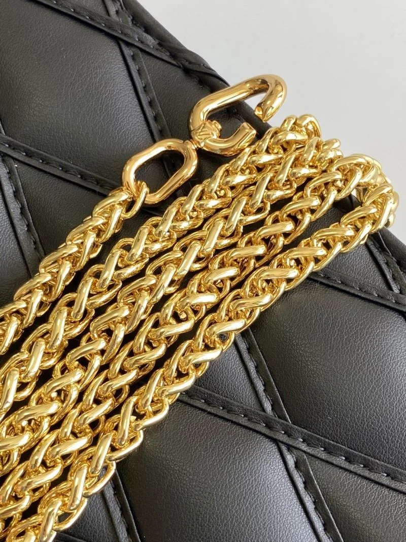 Trendy Louis Vuitton Twist Bags 42139