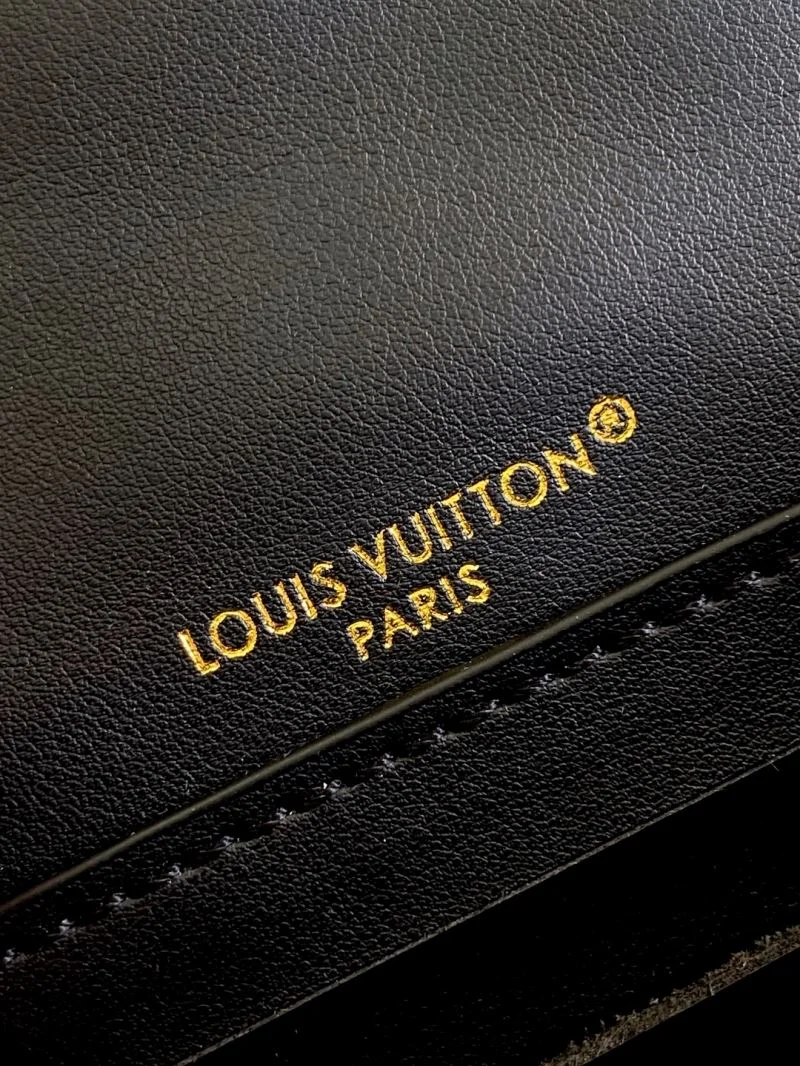 Trendy Louis Vuitton Twist Bags 42139