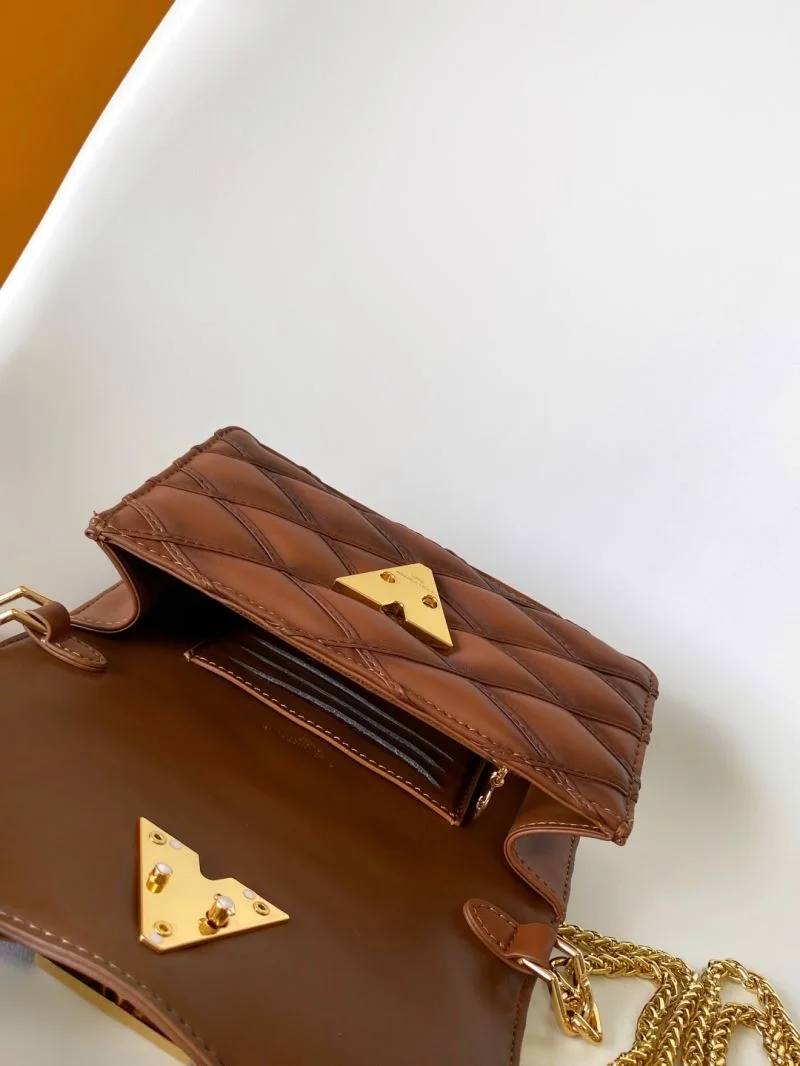 EyeCatching Louis Vuitton Twist Bags 42133