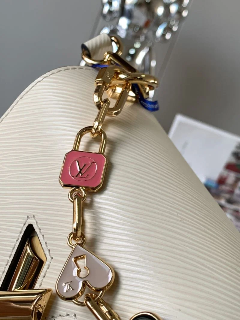 UrbanChic Louis Vuitton Twist Bags 39348