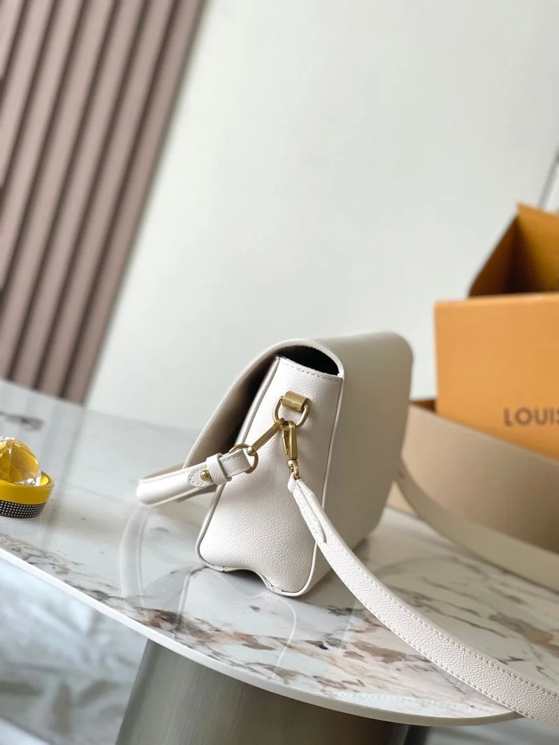 Louis Vuitton Twist Bags GoAnywhere 39317