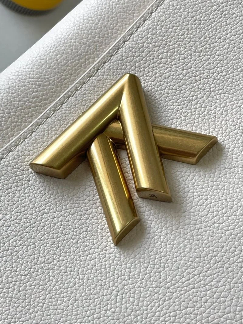 Louis Vuitton Twist Bags GoAnywhere 39317
