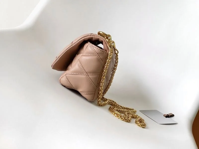 Louis Vuitton Twist Bags Fashionable 39042