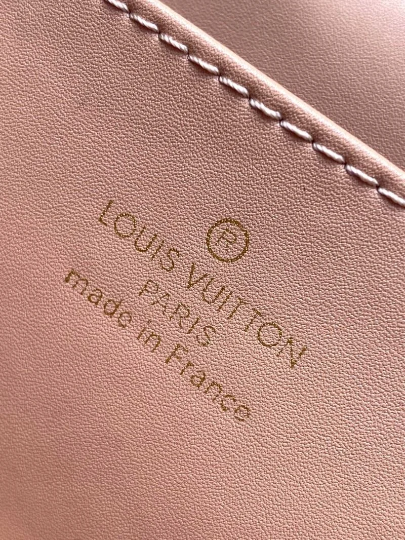 Louis Vuitton Twist Bags Fashionable 39042