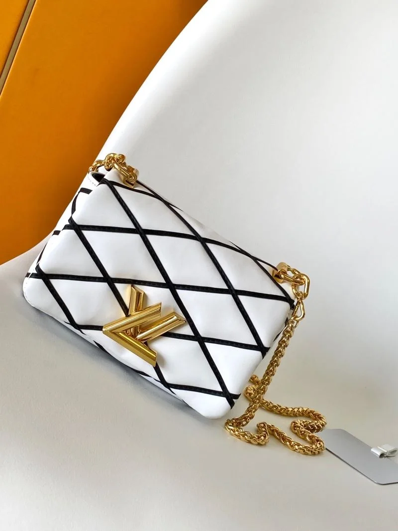 Trendy Louis Vuitton Twist Bags 39057