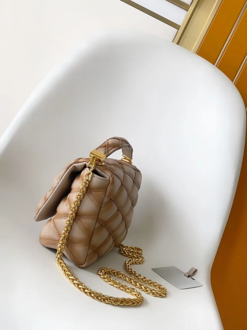 Louis Vuitton Twist Bags Chic 39052