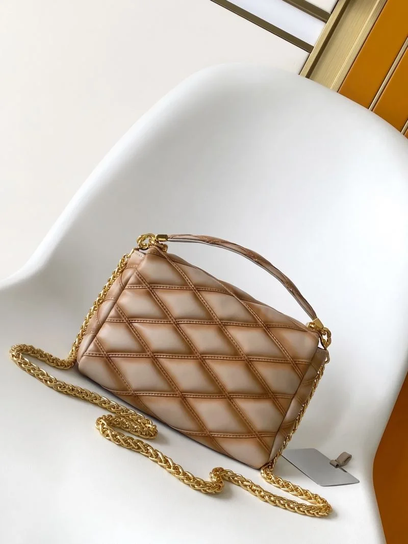 Louis Vuitton Twist Bags Chic 39052