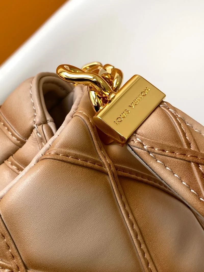 Louis Vuitton Twist Bags Chic 39052