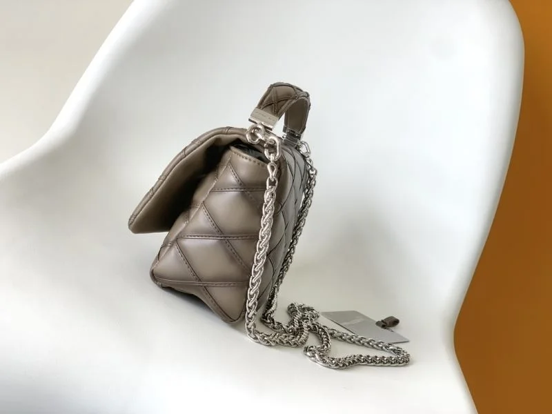 SunProtective Louis Vuitton Twist Bags 39037