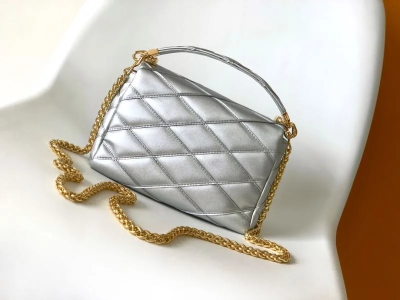 Louis Vuitton Twist Bags GoAnywhere 39035