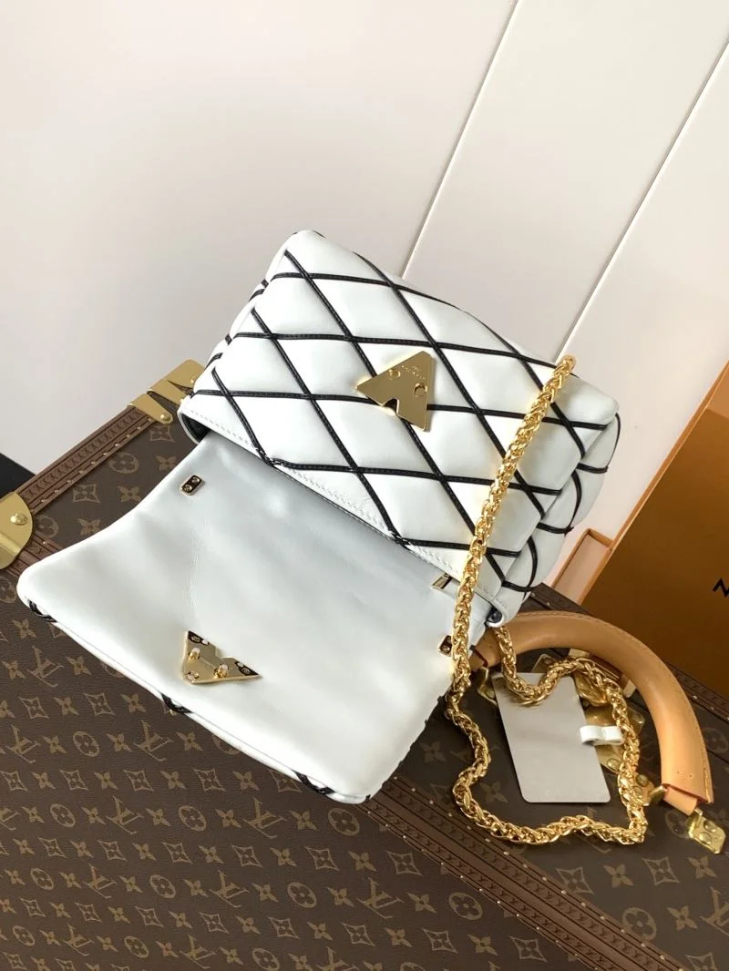 Breathable Louis Vuitton Twist Bags 39056