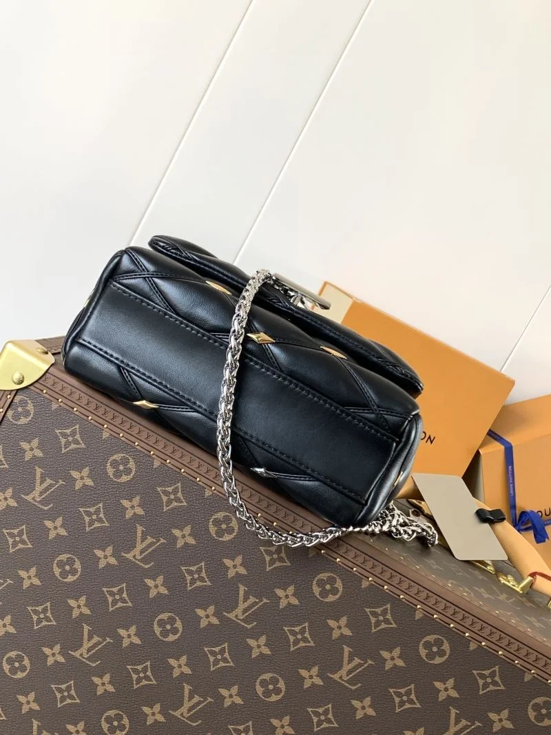 Refined Louis Vuitton Twist Bags 39033