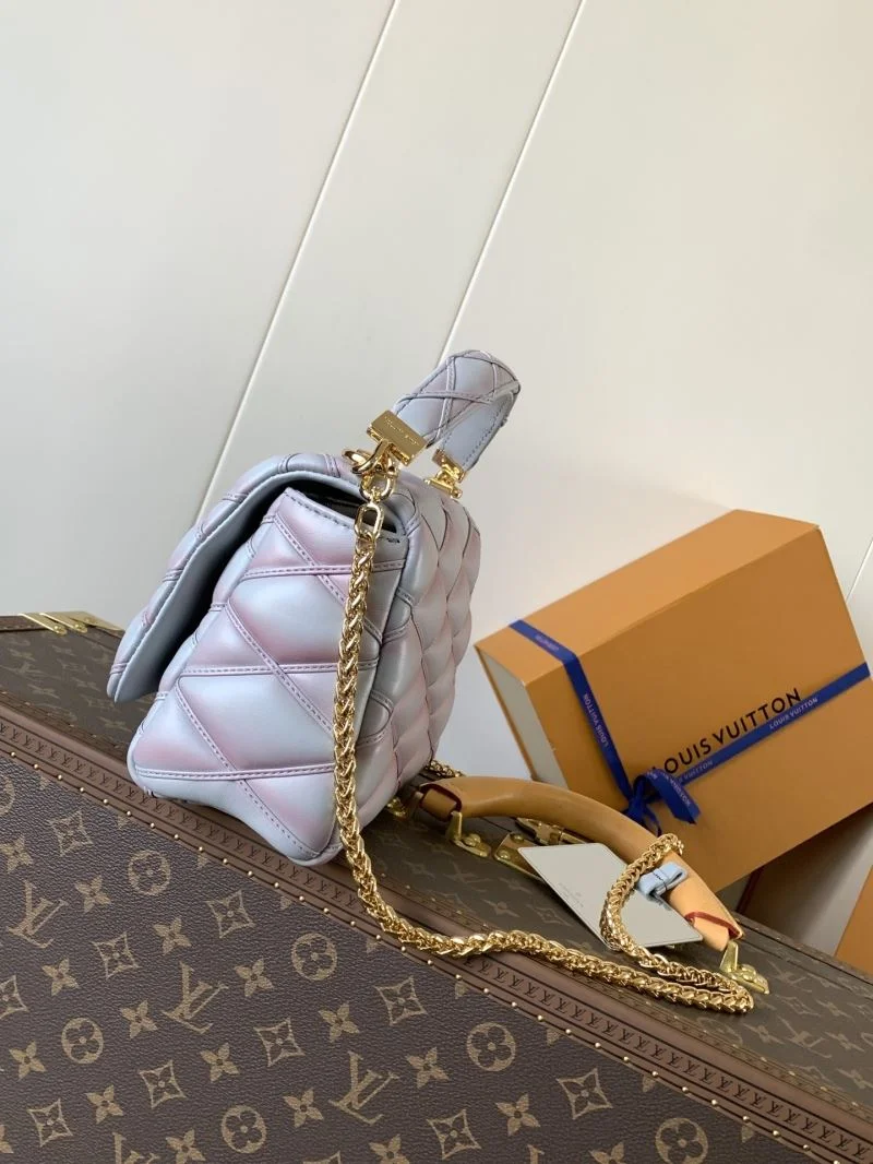 Louis Vuitton Twist Bags Minimalist 39015