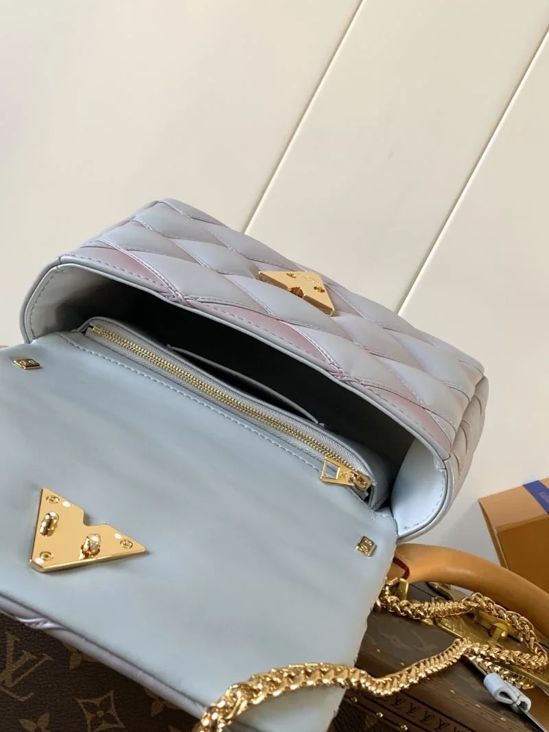 Louis Vuitton Twist Bags Minimalist 39015
