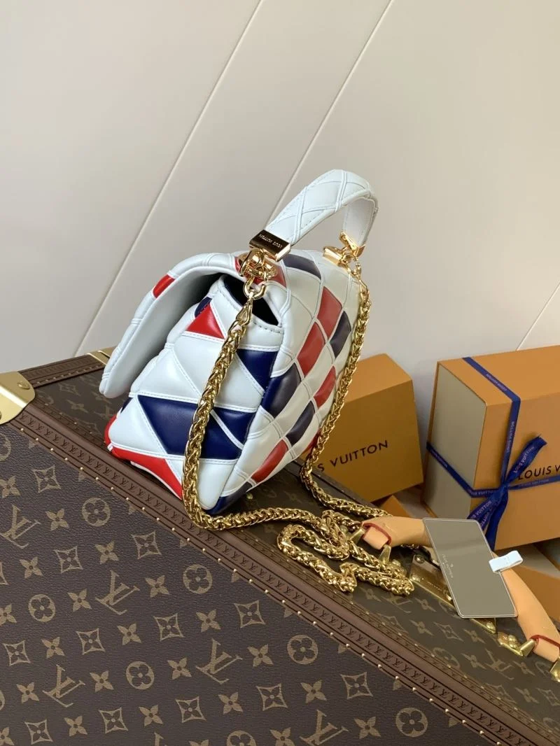 Louis Vuitton Twist Bags TimelessDesign 39016