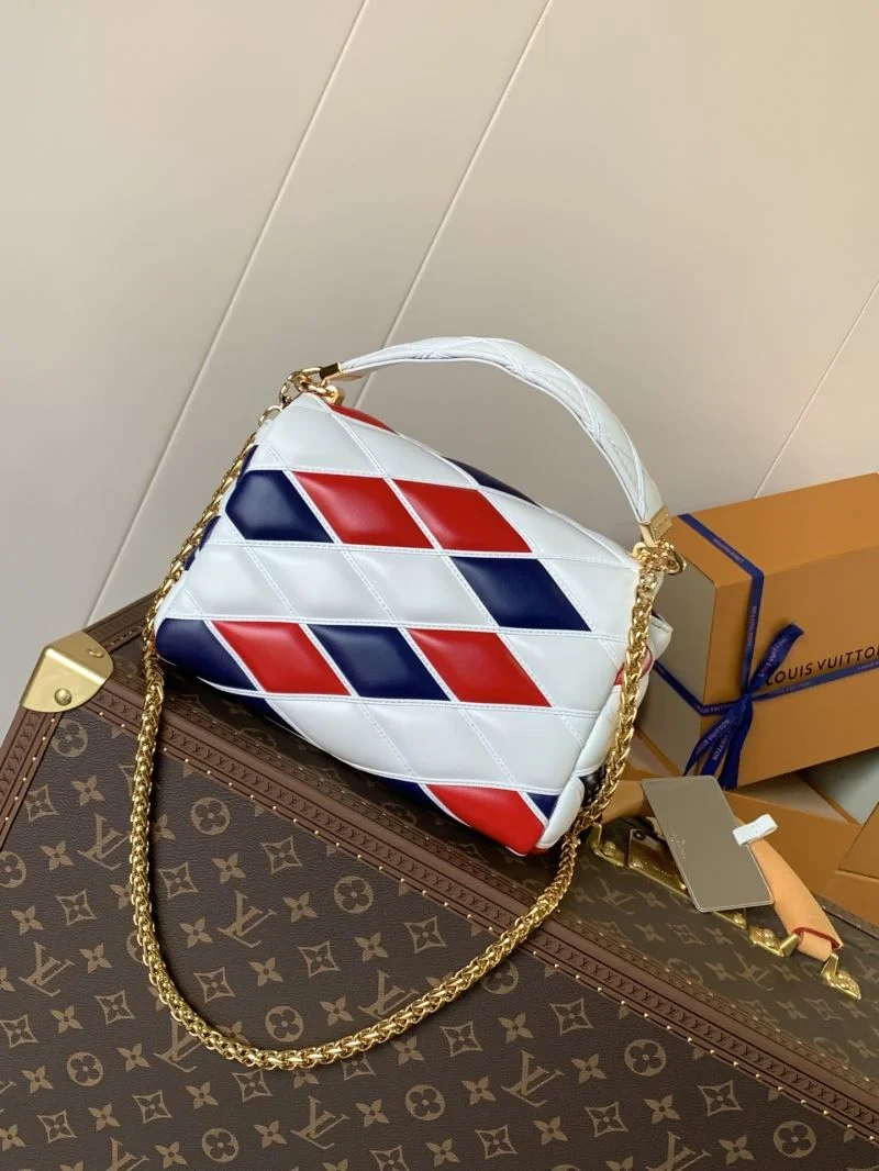 Louis Vuitton Twist Bags TimelessDesign 39016