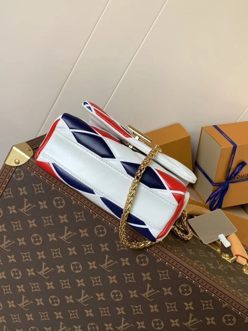 Louis Vuitton Twist Bags TimelessDesign 39016