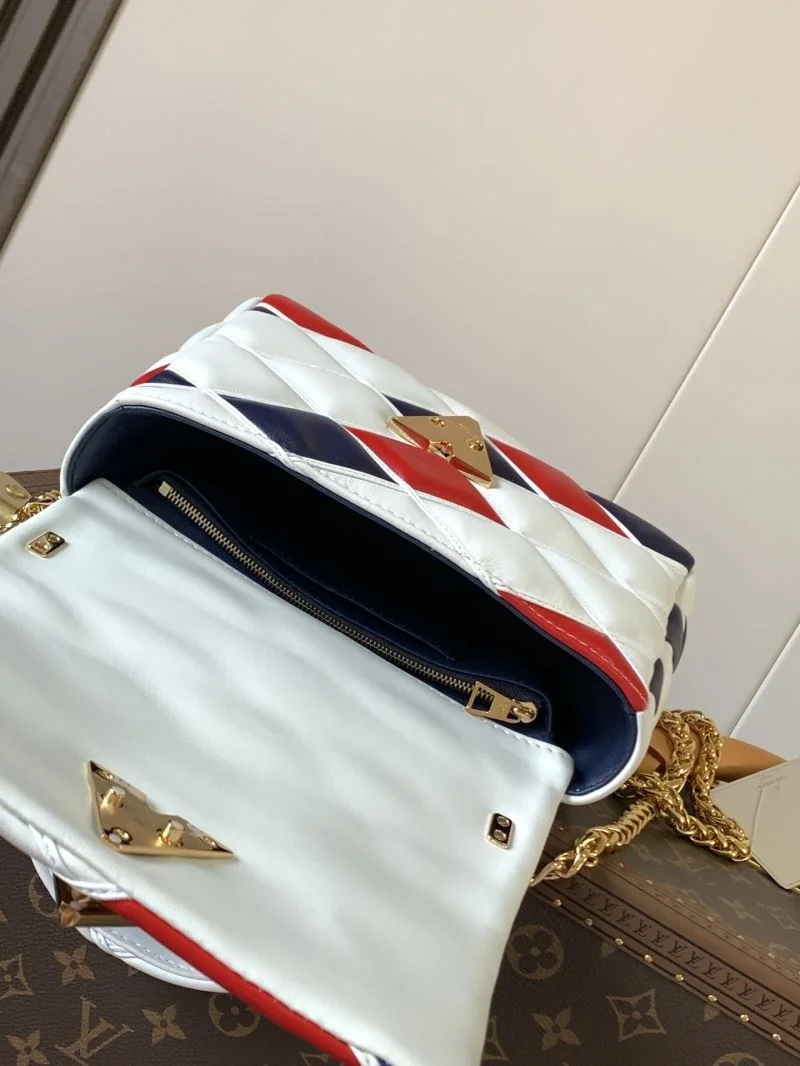 Louis Vuitton Twist Bags TimelessDesign 39016