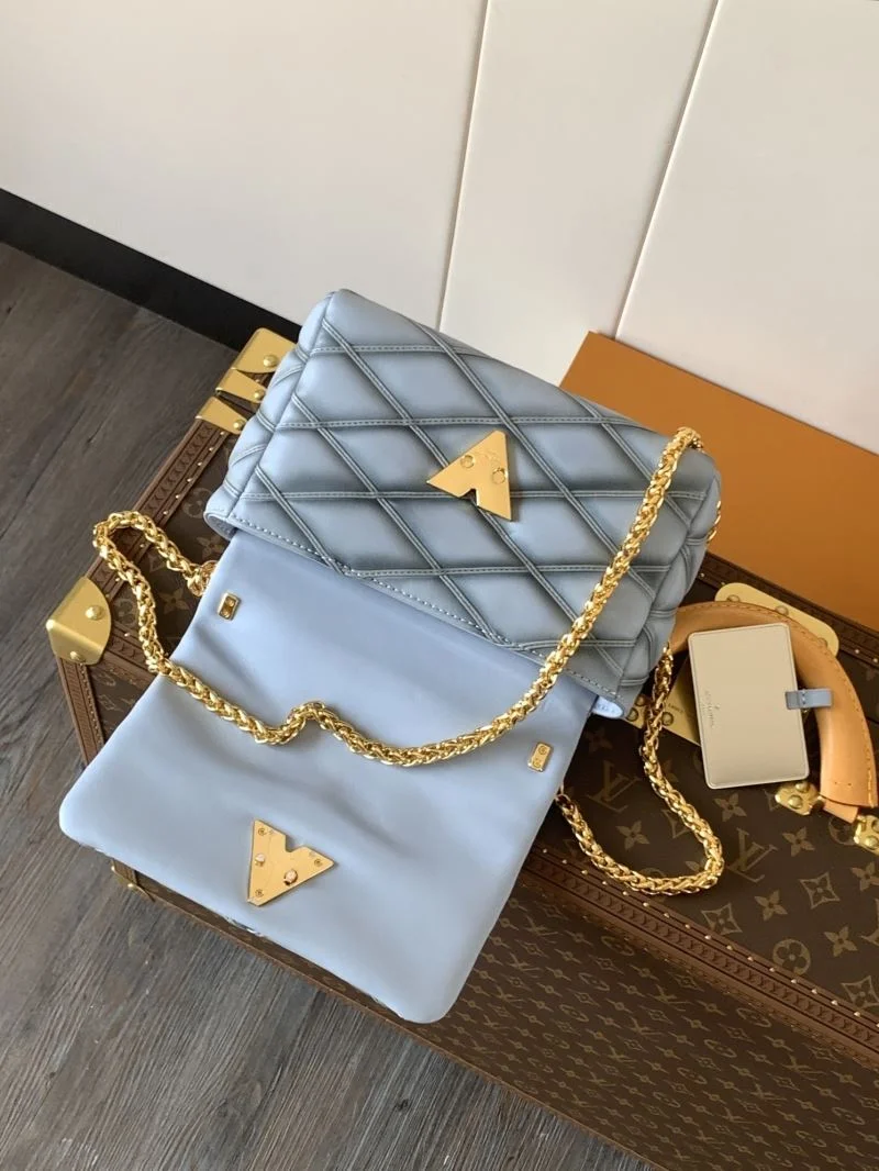 Sporty Louis Vuitton Twist Bags 39007