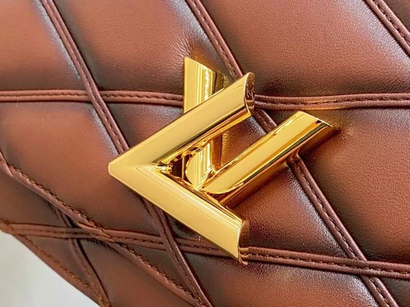 Stylish Louis Vuitton Twist Bags 38716