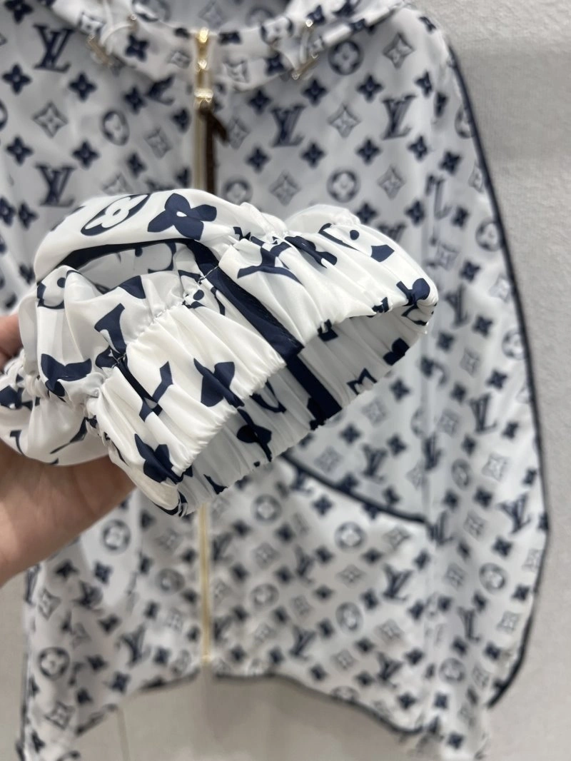 Louis Vuitton Vest Soft 130938