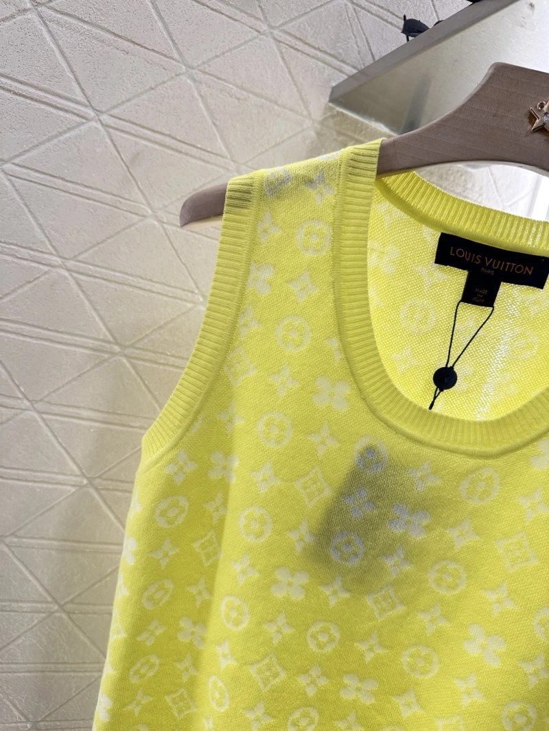 Louis Vuitton Vest Stretchable 130934