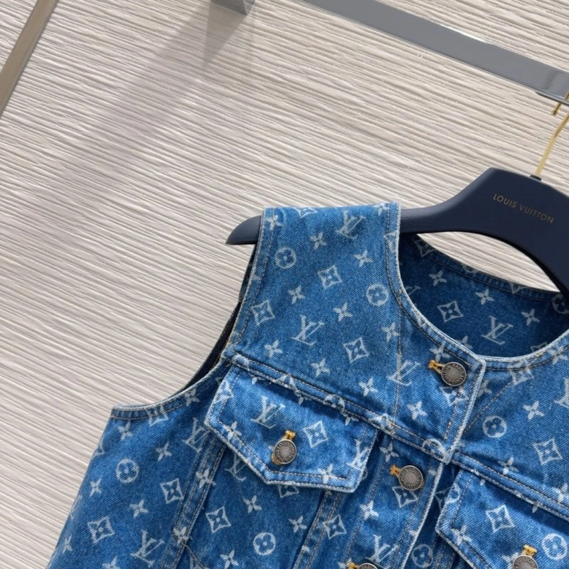 Trendsetting Louis Vuitton Vest 131503