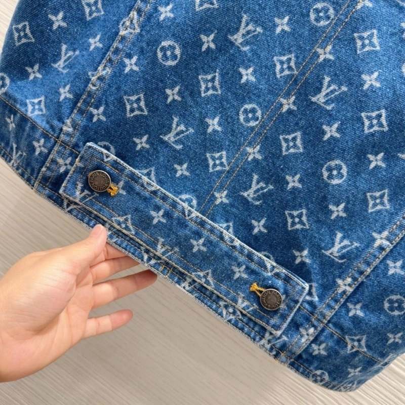 Trendsetting Louis Vuitton Vest 131503