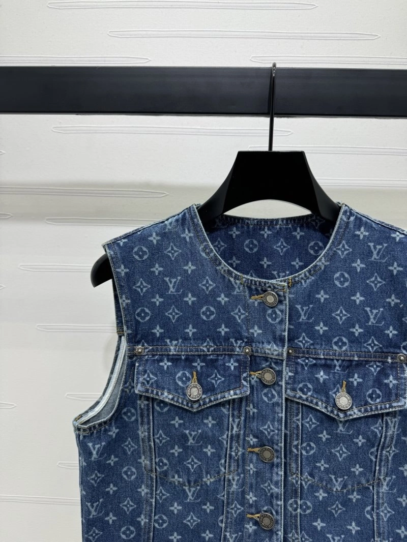Elegant Louis Vuitton Vest 131502