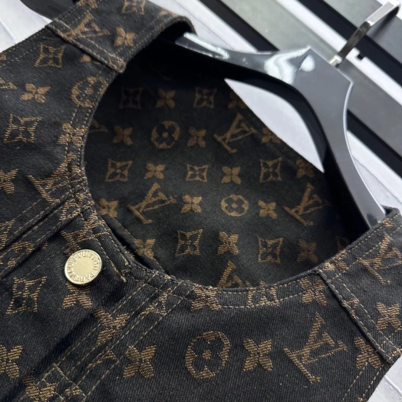 Louis Vuitton Vest Effortless 130398