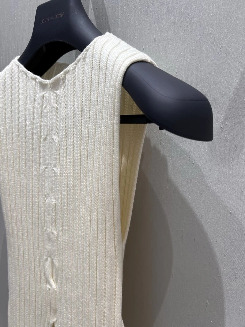 Bold Louis Vuitton Vest 130394